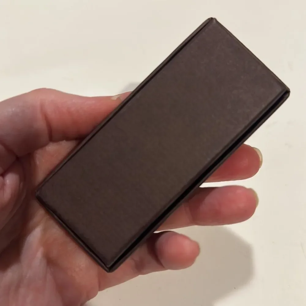 VINTAGE COACH LEATHER FOB KEY CHAIN HANGTAG BRASS COLLECTIBLE - BRAND NEW IN BOX - Picture 6 of 9